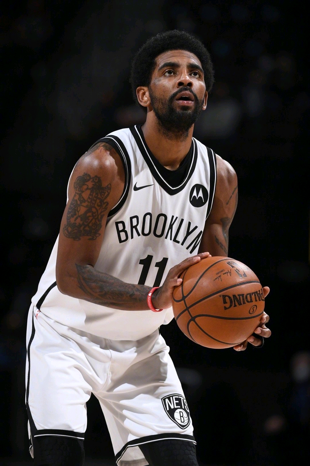 广东男篮在CBA杯赛中以94-80击败广州男篮，奎恩全场高效表现，贡献29分6篮板7助攻5抢断，助力球队取得首胜。（奎恩砍下29+6+7+5助广东94-80击败广州，收获CBA杯赛首胜）