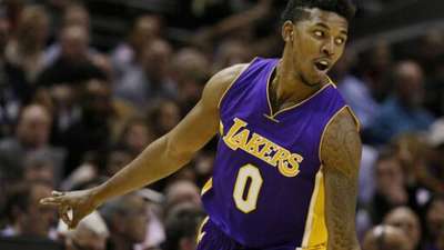 4豪门疯抢4000万巨星！26岁巴西妖王成冬窗最大悬念（四大豪门围抢4000万王牌！26岁巴西妖星成冬窗最大变数）