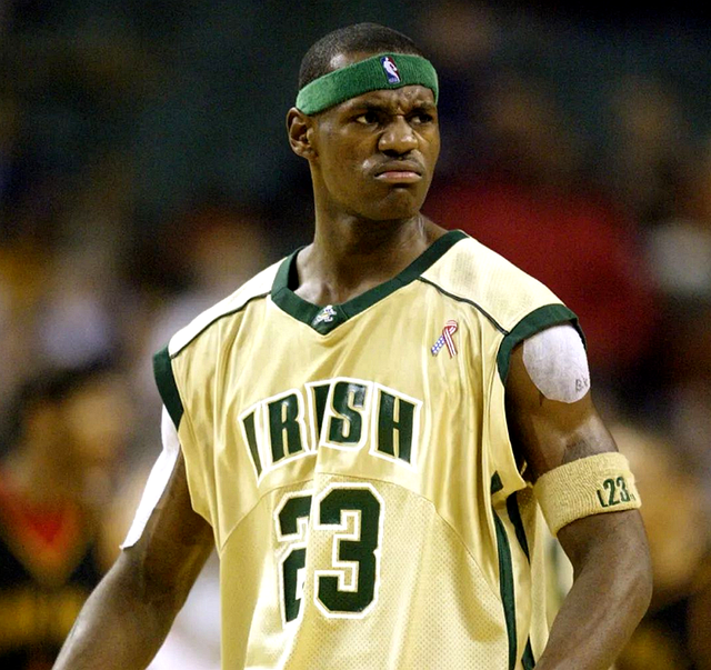 昨日大连人时隔一年更新社媒：又过了一年，你们还好吗？（大连人时隔一年昨日重启社媒：又一年了，大家还好吗？）